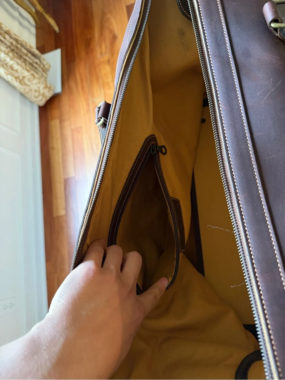 Men's Leather Duffel Bag - Dark Brown Travel Carryall